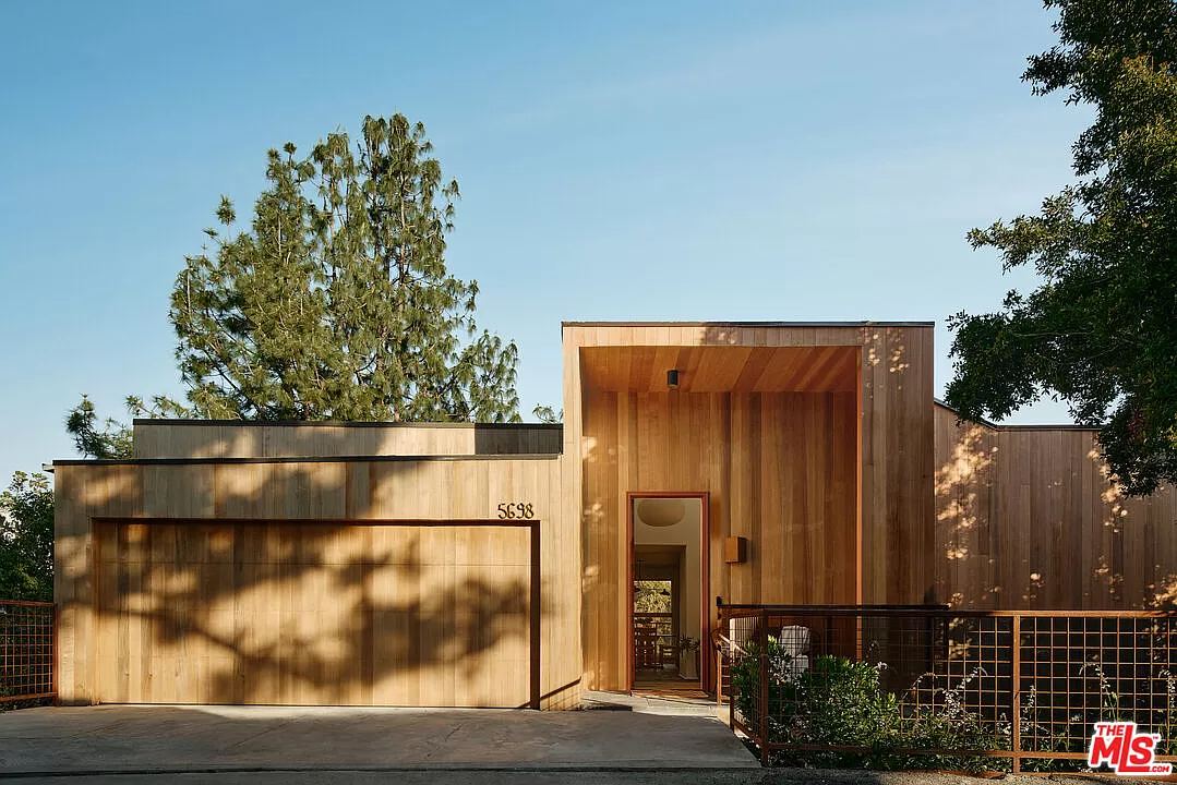 Квартира в Лос-Анджелесе – 370 метров, 5 спален, 5 санузлов за 3.8 миллиона $