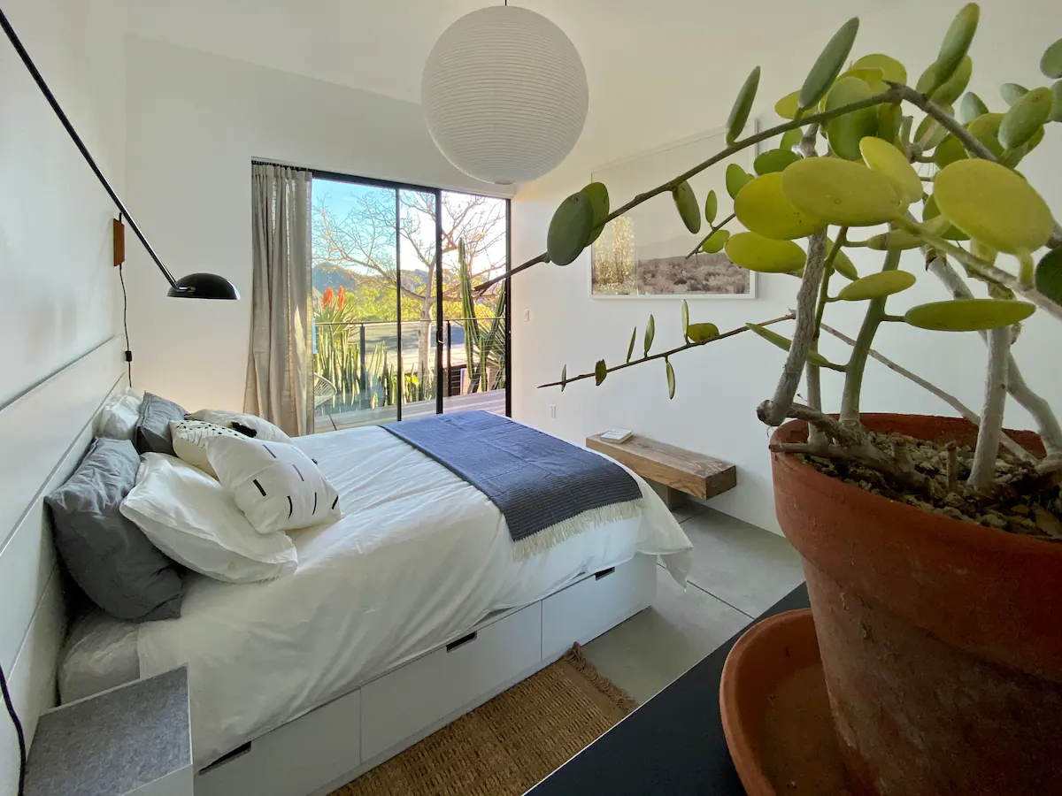 Peaceful and cozy haven with mountain views