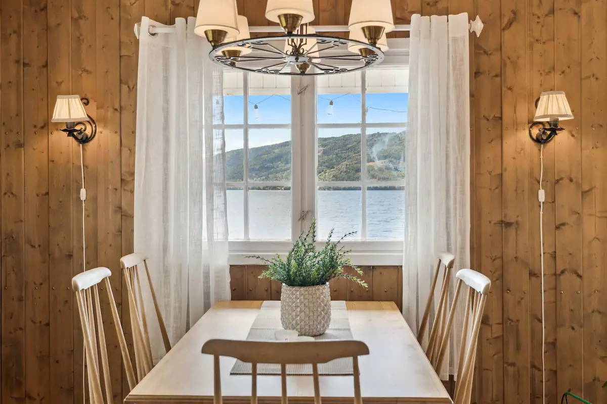 Hytte ved Randsfjorden