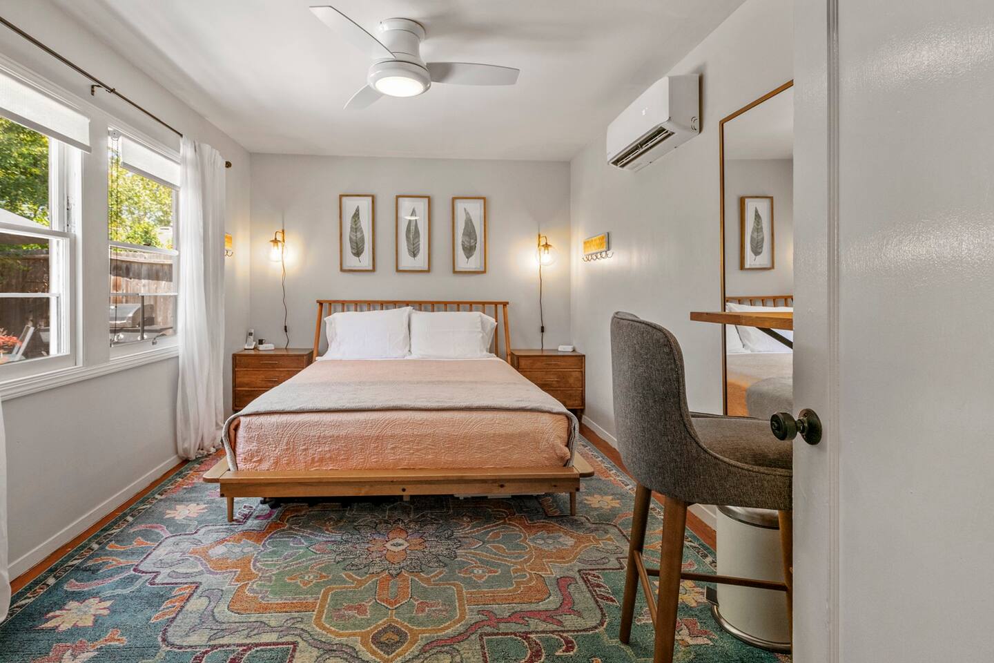 Cozy Private Guest Suite Centrally Located