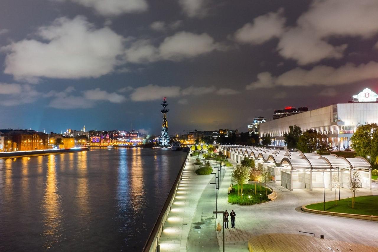 Крымская набережная